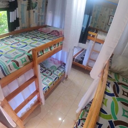 Home Sweetie Homestay & Bunkbeds Moalboal Kültér fotó