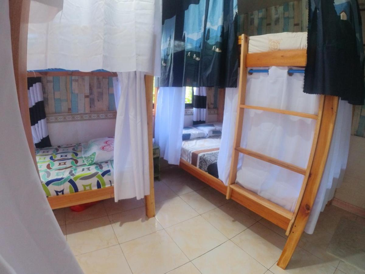 Home Sweetie Homestay & Bunkbeds Moalboal Kültér fotó